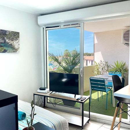 Lapin Blanc - Joli Studio Avec Terrasse Marseille Exteriör bild
